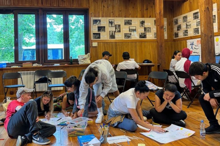 Digital Tools for Less Waste Activities